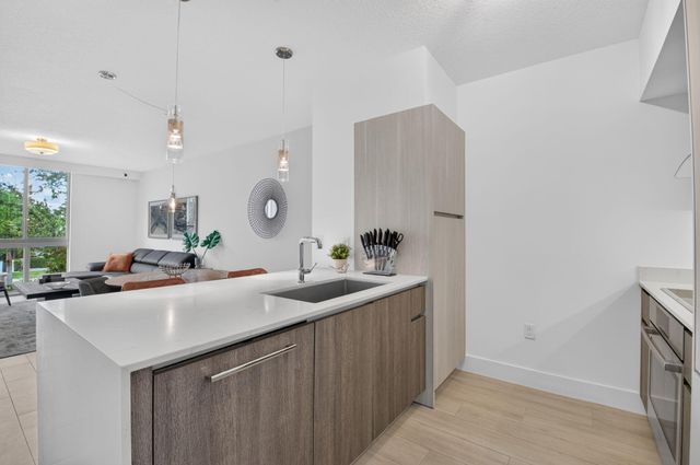 111 SE 1ST Avenue 317, Delray Beach, FL 33444