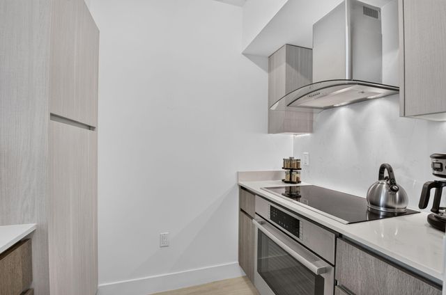 111 SE 1ST Avenue 317, Delray Beach, FL 33444