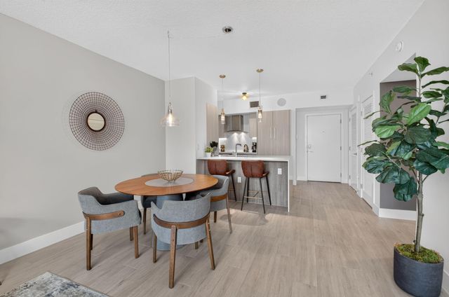 111 SE 1ST Avenue 317, Delray Beach, FL 33444