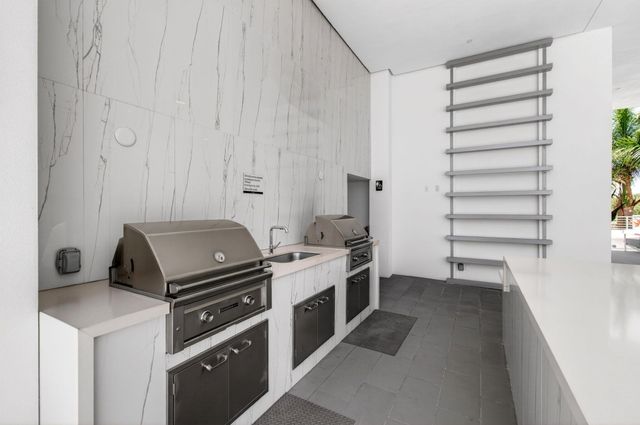 111 SE 1ST Avenue 317, Delray Beach, FL 33444