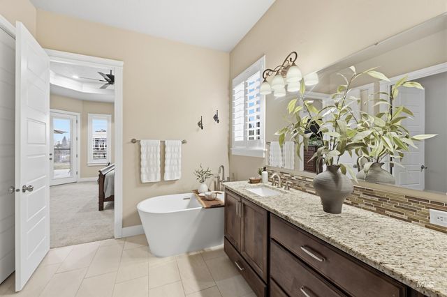 1345 N Triathlon Ave, Eagle, ID 83616