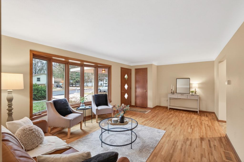 3627 205th Street W, Farmington, MN 55024