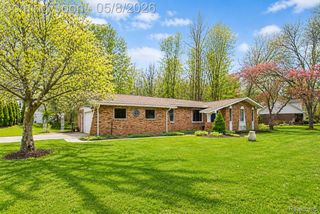 7584 Brookview Court, Genoa Township, MI 48116
