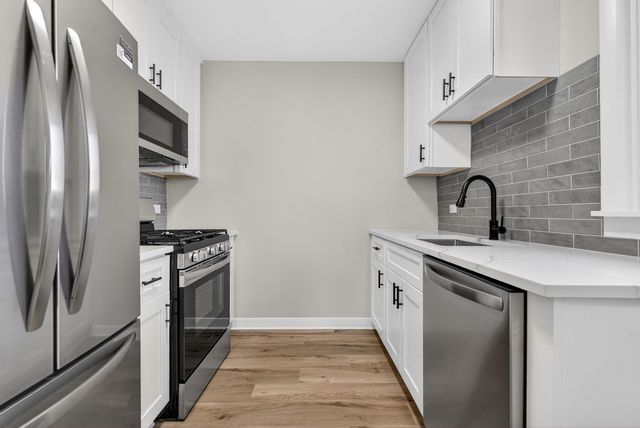 1520 N Prairie Avenue, Joliet, IL 60435