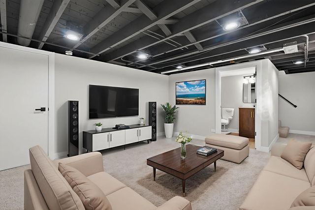 1520 N Prairie Avenue, Joliet, IL 60435