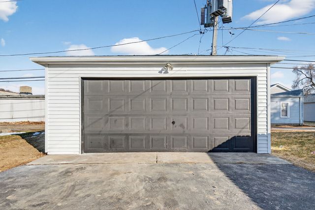 1520 N Prairie Avenue, Joliet, IL 60435