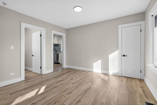 1520 N Prairie Avenue, Joliet, IL 60435