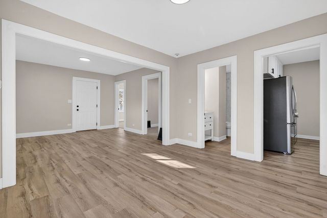 1520 N Prairie Avenue, Joliet, IL 60435