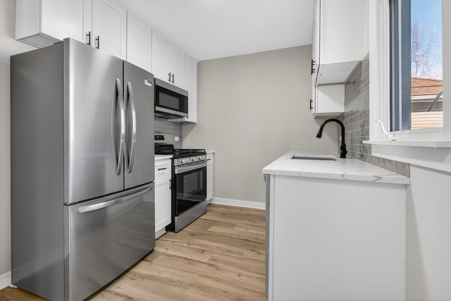 1520 N Prairie Avenue, Joliet, IL 60435