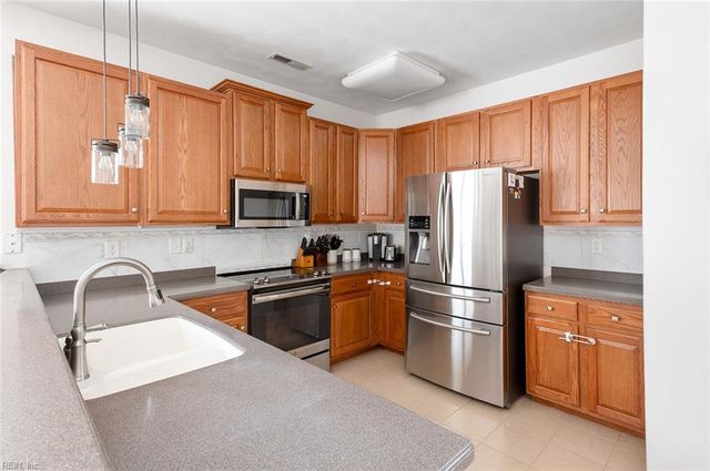 13461 Prince Andrew TRL, Carrollton, VA 23314