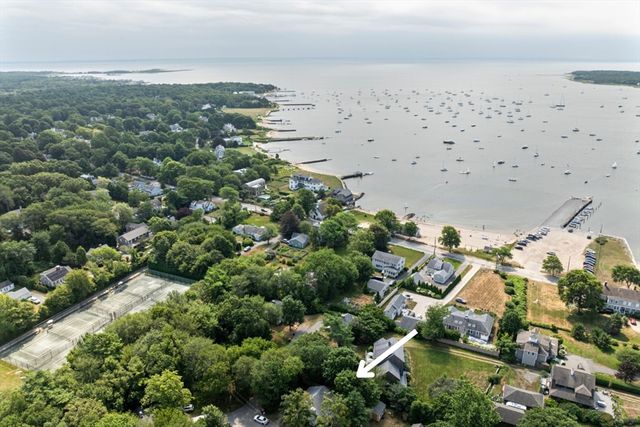 8 Captain's Lane, Mattapoisett, MA 02739