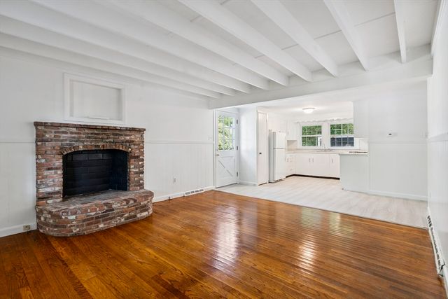 8 Captain's Lane, Mattapoisett, MA 02739