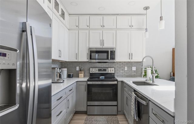 1000 E 1st Avenue 404, Denver, CO 80218