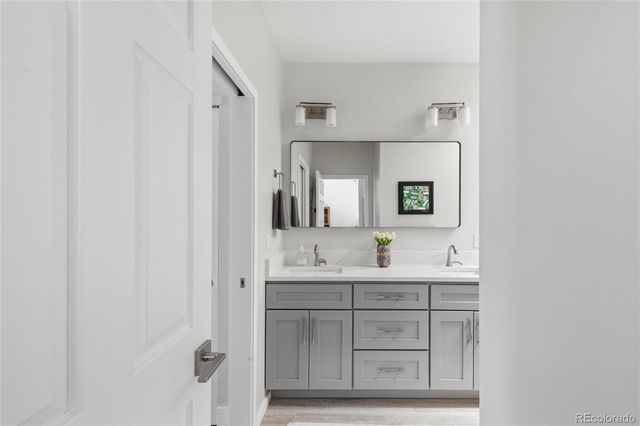 1000 E 1st Avenue 404, Denver, CO 80218