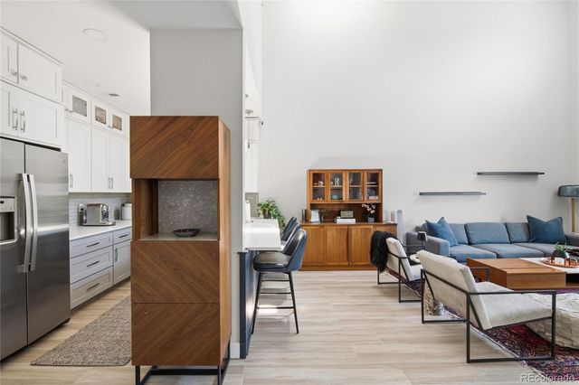 1000 E 1st Avenue 404, Denver, CO 80218