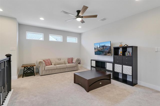 702 Tomichi TRL, Austin, TX 78738