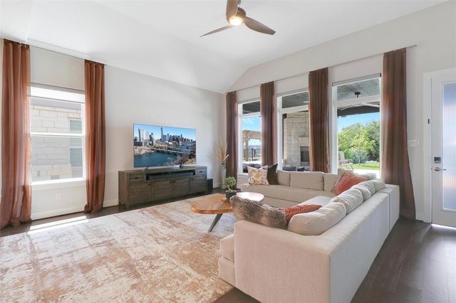 702 Tomichi TRL, Austin, TX 78738