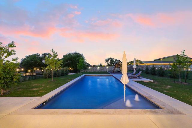 702 Tomichi TRL, Austin, TX 78738