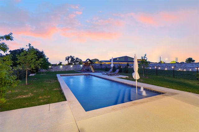 702 Tomichi TRL, Austin, TX 78738