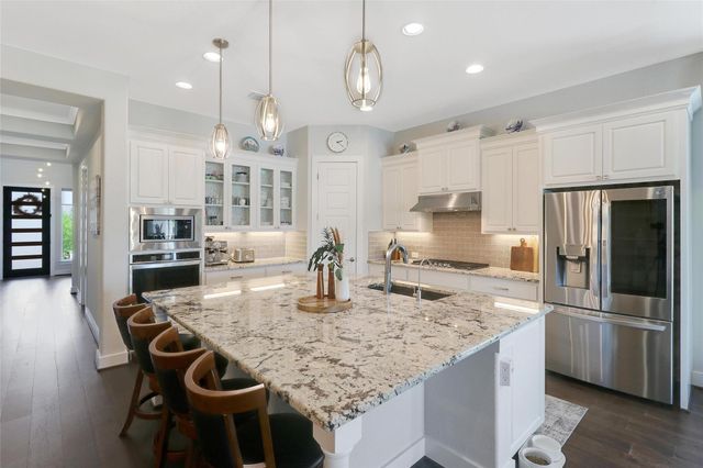 702 Tomichi TRL, Austin, TX 78738