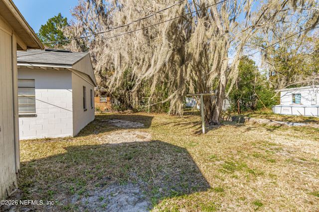 627 FRANCIS Street, Starke, FL 32091