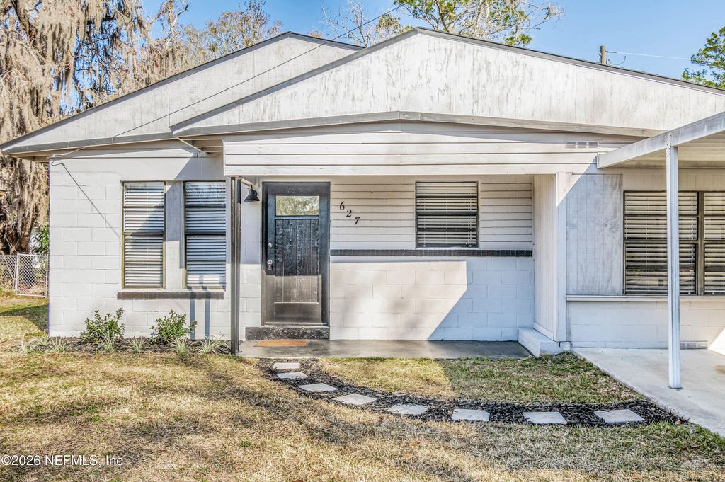 627 FRANCIS Street, Starke, FL 32091