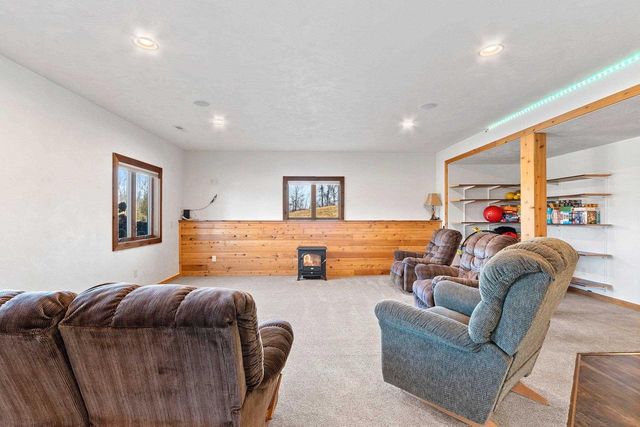 N8481 TOWN HALL ROAD, Black Creek, WI 54106