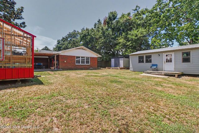 20 Woodglen Drive, Gulfport, MS 39507