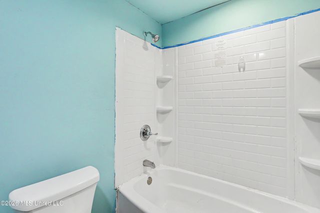 20 Woodglen Drive, Gulfport, MS 39507