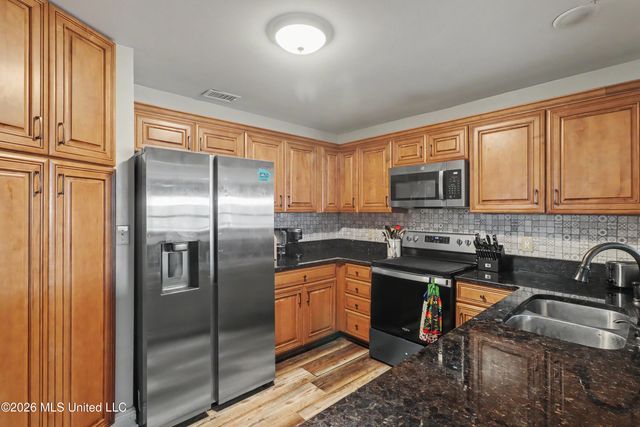 20 Woodglen Drive, Gulfport, MS 39507