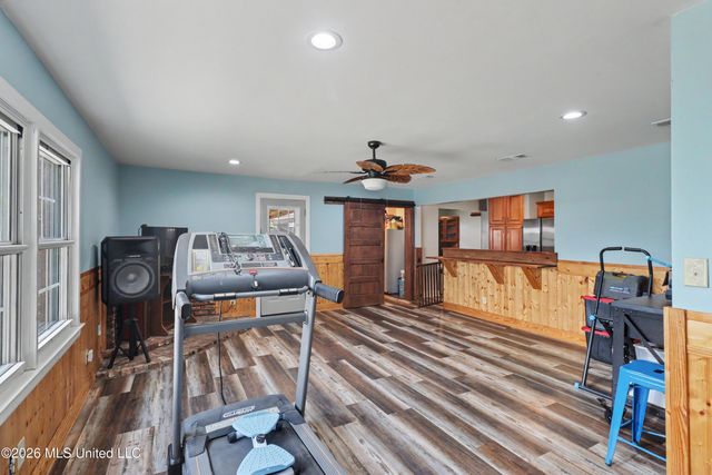 20 Woodglen Drive, Gulfport, MS 39507