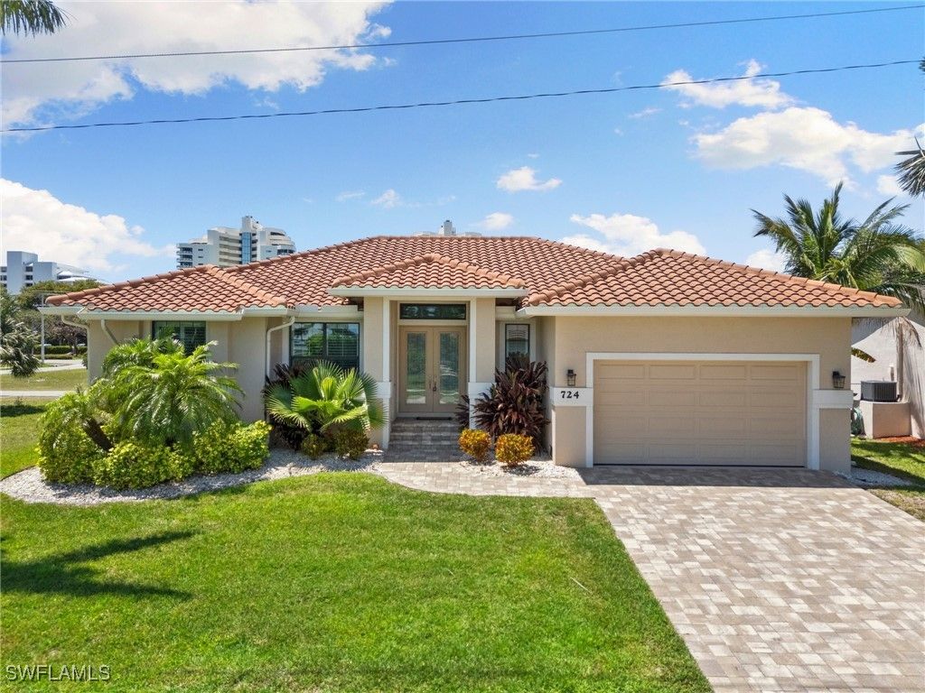 724 Seagrape DR, Marco Island, FL 34145