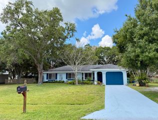 2342 SE Seamist Street, Port St. Lucie, Port St Lucie, FL 34952