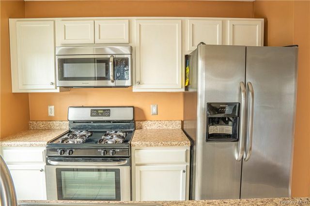 119 Ruth Court, Middletown, NY 10940