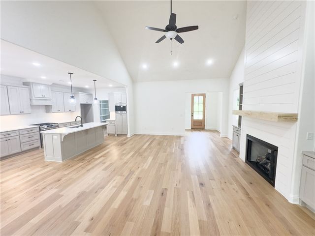49 Dirleton Drive, Bella Vista, AR 72715