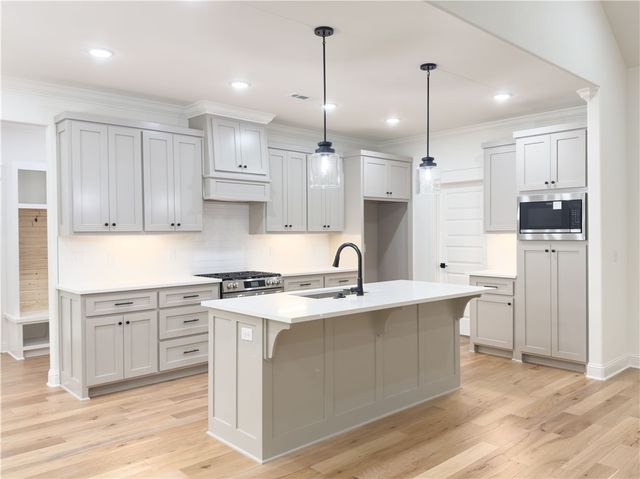 49 Dirleton Drive, Bella Vista, AR 72715