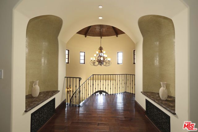 4718 White Oak Avenue, Encino (los Angeles), CA 91316