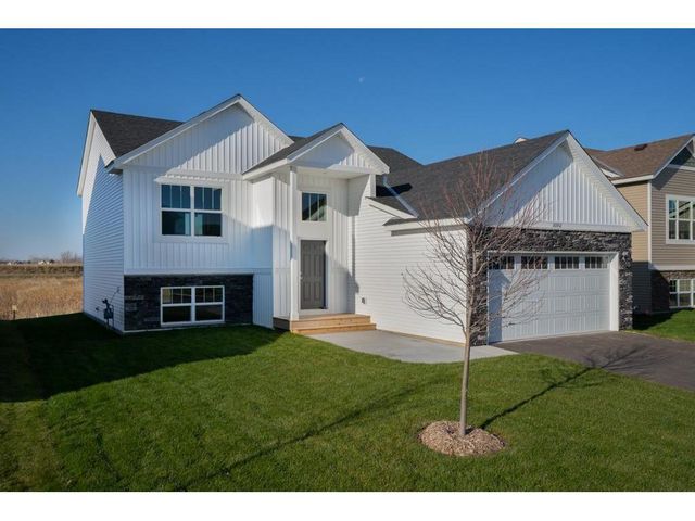 810 Fox River Road, Somerset, WI 54025