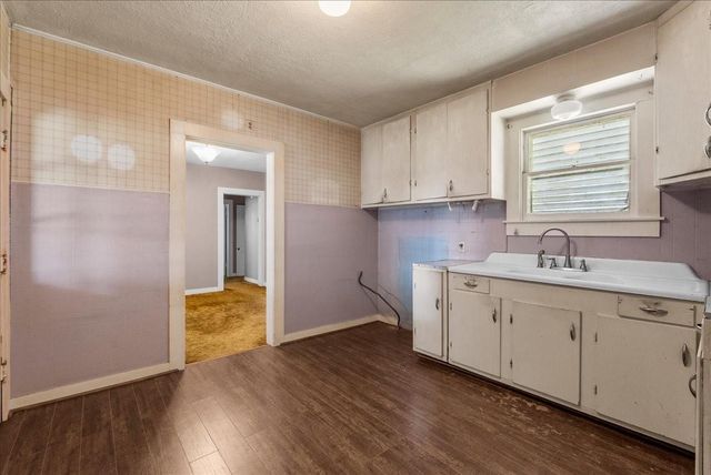 11703 Fm 1764, Santa Fe, TX 77510