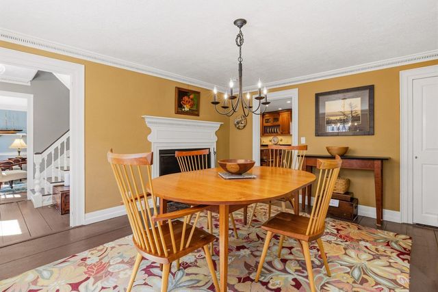 395 Pleasant Street, Portsmouth, NH 03801