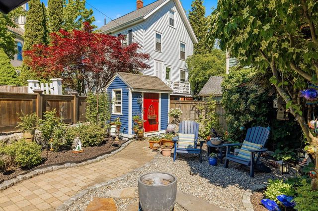 395 Pleasant Street, Portsmouth, NH 03801