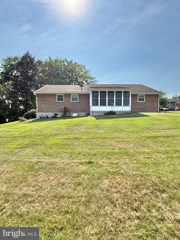 3 CHERRYWOOD RD, Reading, PA 19610