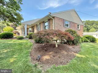3 CHERRYWOOD RD, Reading, PA 19610