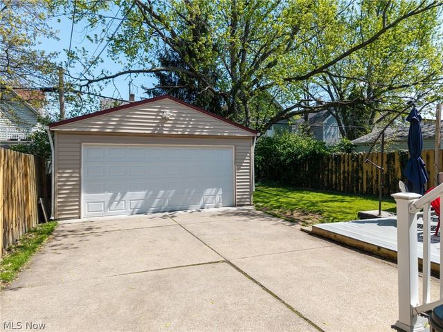 1629 Winton Avenue, Lakewood, OH 44107