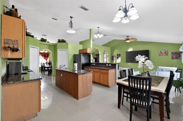 541 ADRIEL AVENUE, Winter Haven, FL 33880