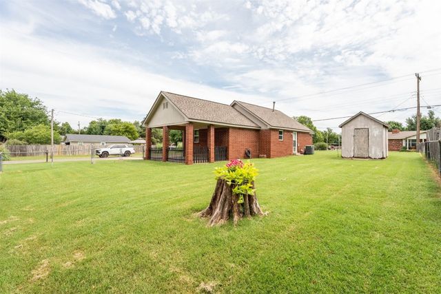 116 E Juniper Lane, Mustang, OK 73064