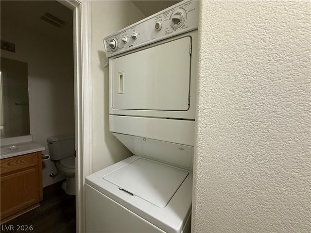 9969 Keephills Street, Las Vegas, NV 89183