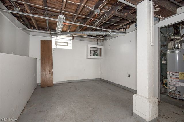 4507 Bridgeview Avenue, Newburgh Heights, OH 44105