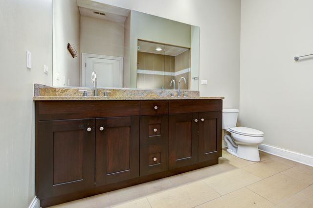 2730 N ASHLAND Avenue 204, Chicago, IL 60614