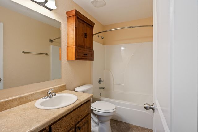 138 Leonine Hollow, Crestview, FL 32536